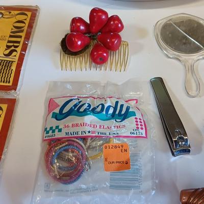 Women's "Junk drawer" lot Collectible beauty and perfume items