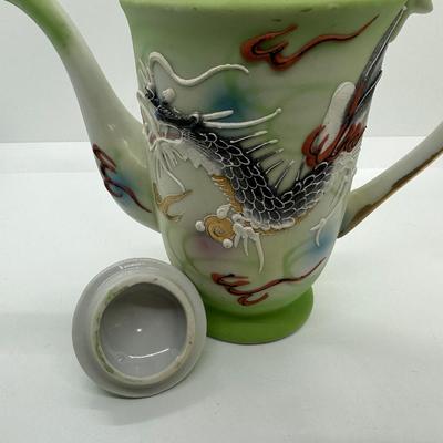 Betsons Dragonware (14) Piece Tea Set (see description).