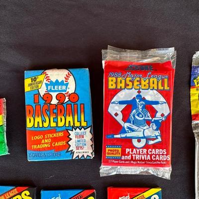 SEALED PACKAGES OF TOPPS AND FLEER BASEBALL TRADING CARDS