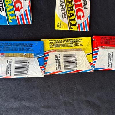 SEALED PACKAGES OF TOPPS BIG BASEBALL CARDS
