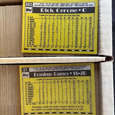 LARGE BOX OF TOPPS BASEBALL CARDS