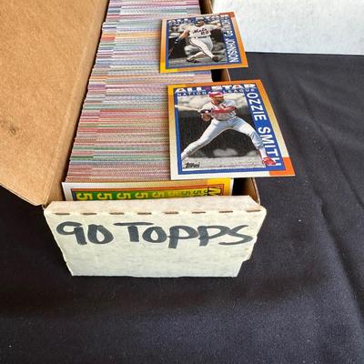 3 BOXES OF BASEBALL CARDS