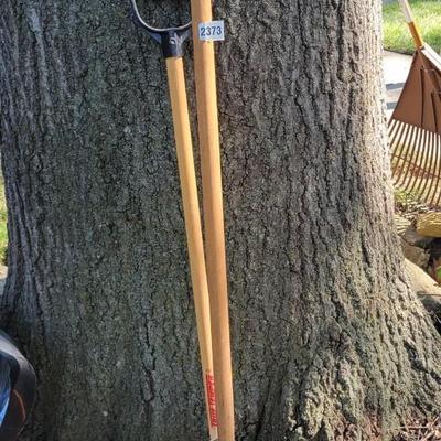 Lawn and Garden Tool Lot