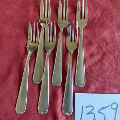 Vintage Seafood Fork Lot