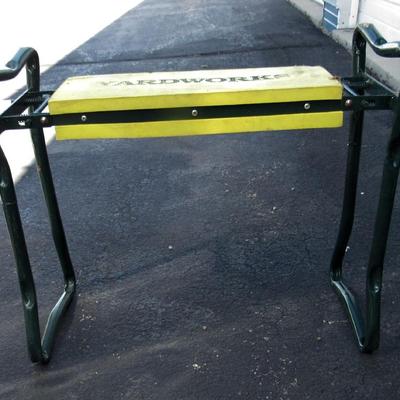 Lot 286: Old Yardworks Garden Seat