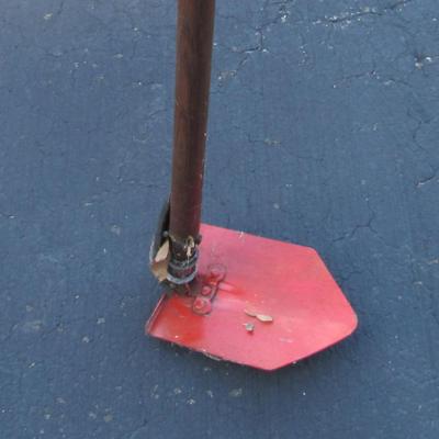 Lot 287:  Old Trench Shovel