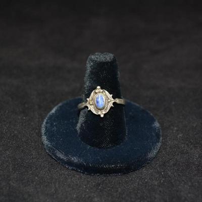 925 Sterling & Lapis Lazuli Ring Size 9 3.7g