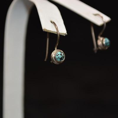 925 Sterling & Turquoise Earrings 1.6g