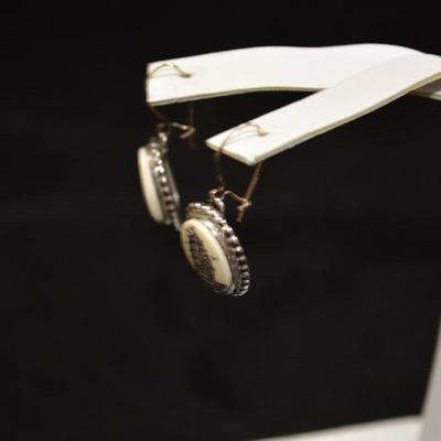 925 Sterling Bone Scrimshaw Drop Earrings 4.0g