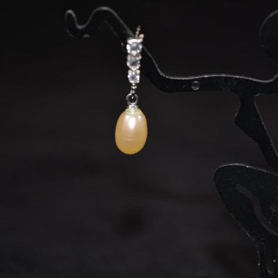 925 Sterling & Cultured Pearl Drop Earrings with Glass Inserts 2.4g