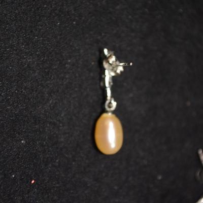 925 Sterling & Cultured Pearl Drop Earrings with Glass Inserts 2.4g