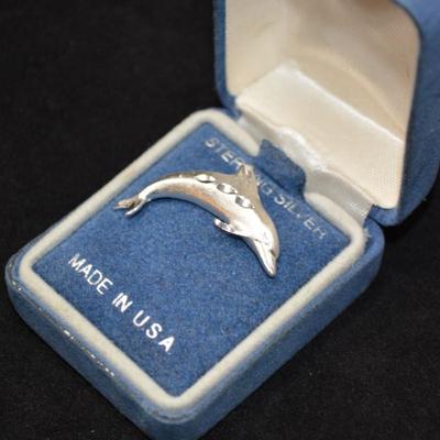 925 Sterling Dolphin Pendant 2.4g