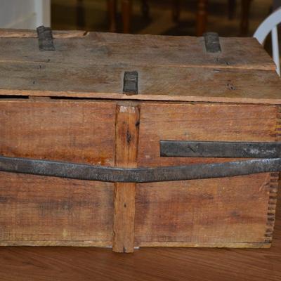 Antique Dupont "Pelletol" Explosives Crate 18x13x10