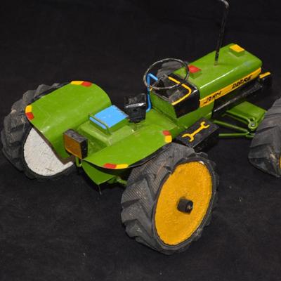 Homemade John Deere Tractor with Steering 11x8x8