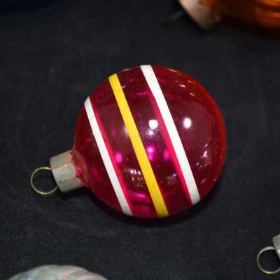 Lot of Vintage Christmas Ornaments