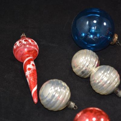 Lot of Vintage Christmas Ornaments