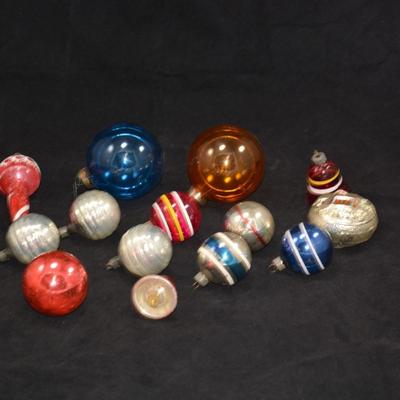 Lot of Vintage Christmas Ornaments