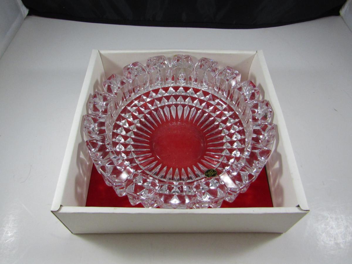 Hoya Crystal Ashtray with Box Approx 8" in Diameter