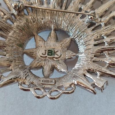 Joan Rivers Brooches and More (PB2-BBL)