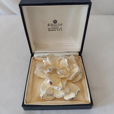 Joan Rivers Brooches and More (PB2-BBL)