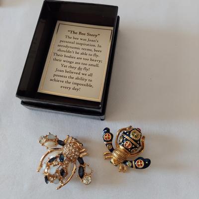 Joan Rivers Brooches and More (PB2-BBL)