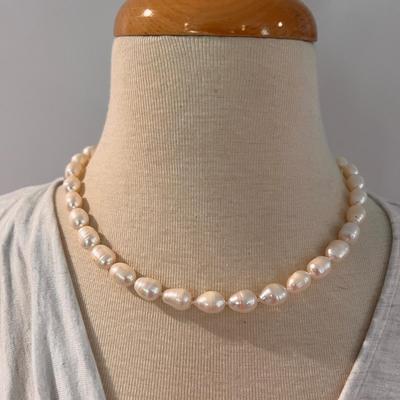 Vintage Baroque Pearl Necklace 10K Gold Clasp