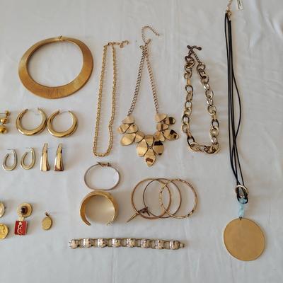 Gold Costume Jewelry (PB2-BBL)