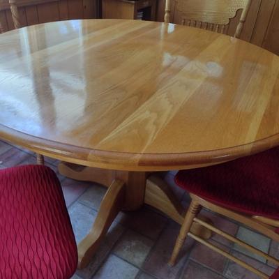 Solid Oak Pedestal Round Table with Four Matching Chairs