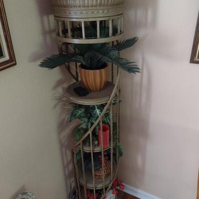 Metal Spiral Stair Step Plant Stand with Composite Shelves (No Contents)