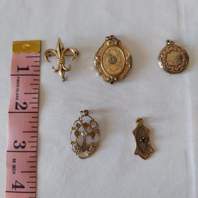 Stamped Gold Pendants and More (PB2-BBL)