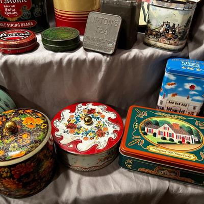 Wonderful vintage tins!