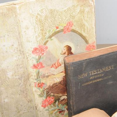 Bibles & Hymn