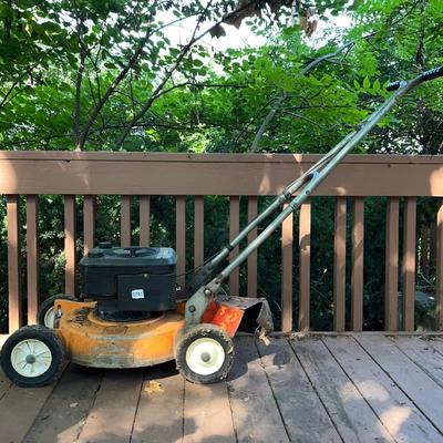 Briggs and Stratton Lawn Mower