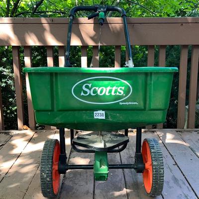 Scotts fertilizer spreader