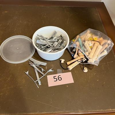 Small lot of perm rods & clips