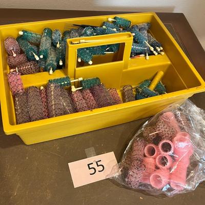 Assorted sizes hair curlers