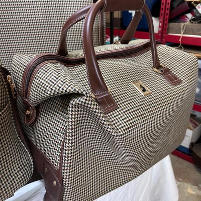 5 piece Vintage London Fog Expandable  Brown Herringbone  Roller Luggage.