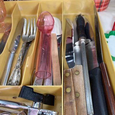 Vintage Kitchenware and ceramic collectibles
