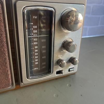 Vintage Sony Am Fm Bass Reflex System Radio, ICF-9580W