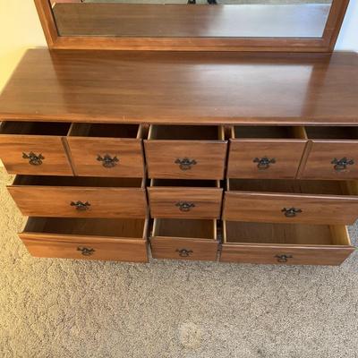 9-drawer Wood Dresser