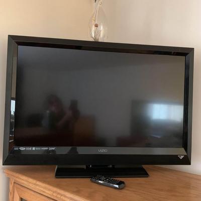 Vizio Flat TV - Model E371VL 37â€