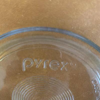 Glass Pyrex Mixing Bowls