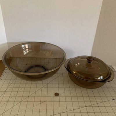 Brown Glass Pyrex Mixing Bowl & Baking Dish