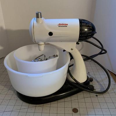 White Sunbeam Mixmaster with Accessories