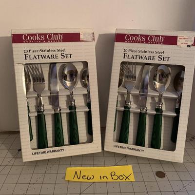 2 boxes of new silverware Green Handle Flatware Set