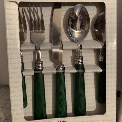 2 boxes of new silverware Green Handle Flatware Set