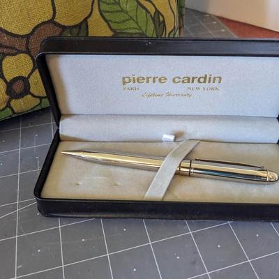 Vintage Luggage Set