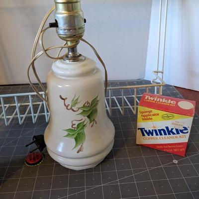 Wire Rack and Bottle Cap Bundle