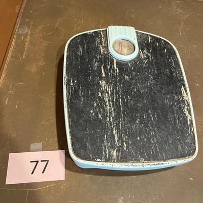 Vintage scale