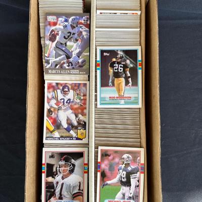 NICE COLLECTION OF FOOTBALL TRADING CARDS